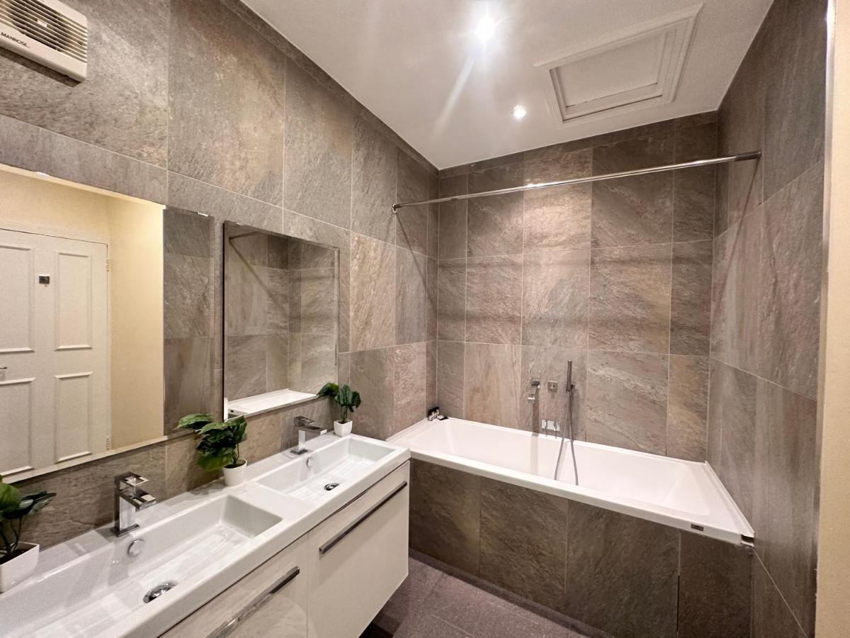 Central London 5-Bedroom, 4 Baths Lovely Villa In Marylebone ภายนอก รูปภาพ