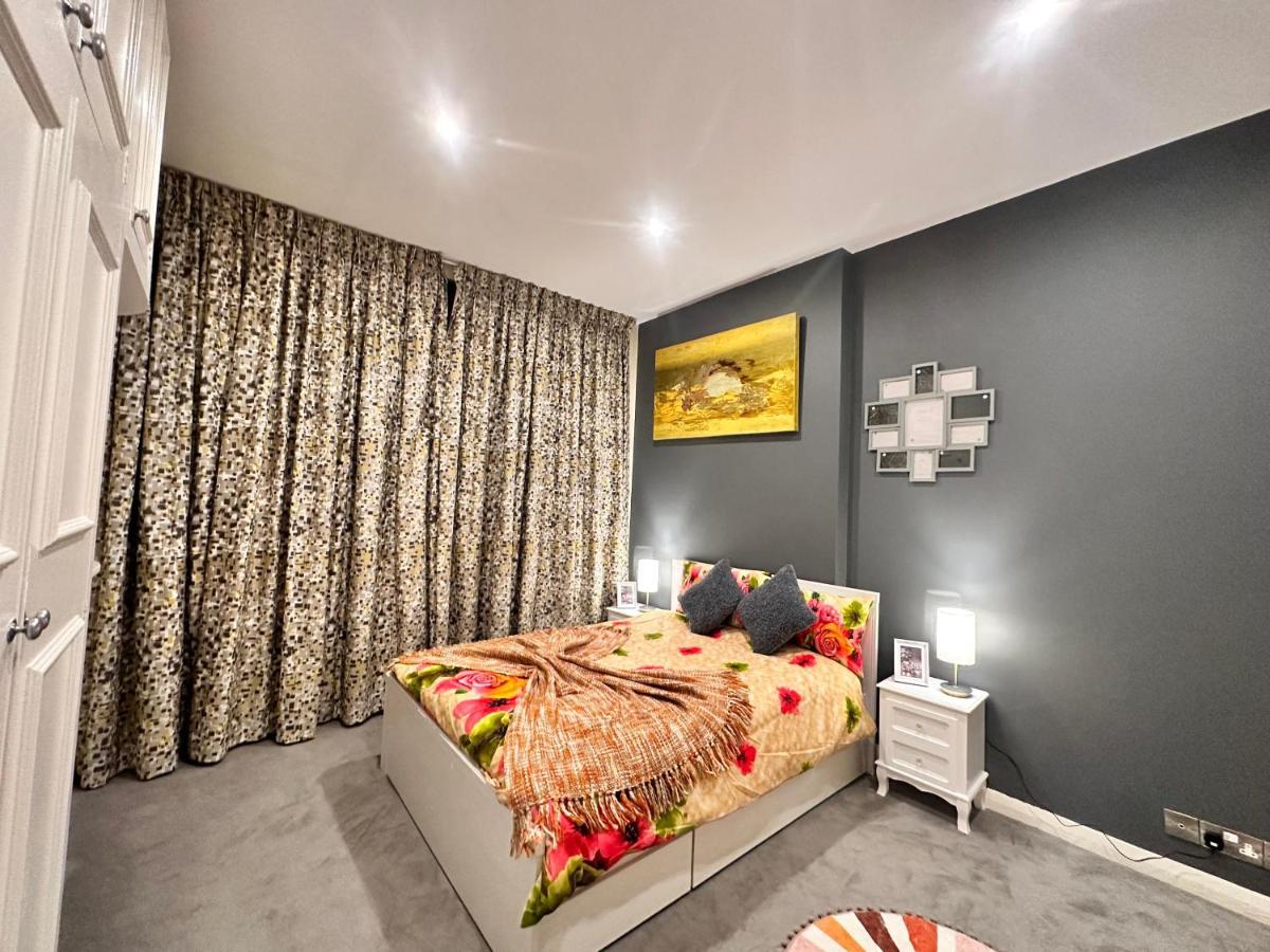 Central London 5-Bedroom, 4 Baths Lovely Villa In Marylebone ภายนอก รูปภาพ